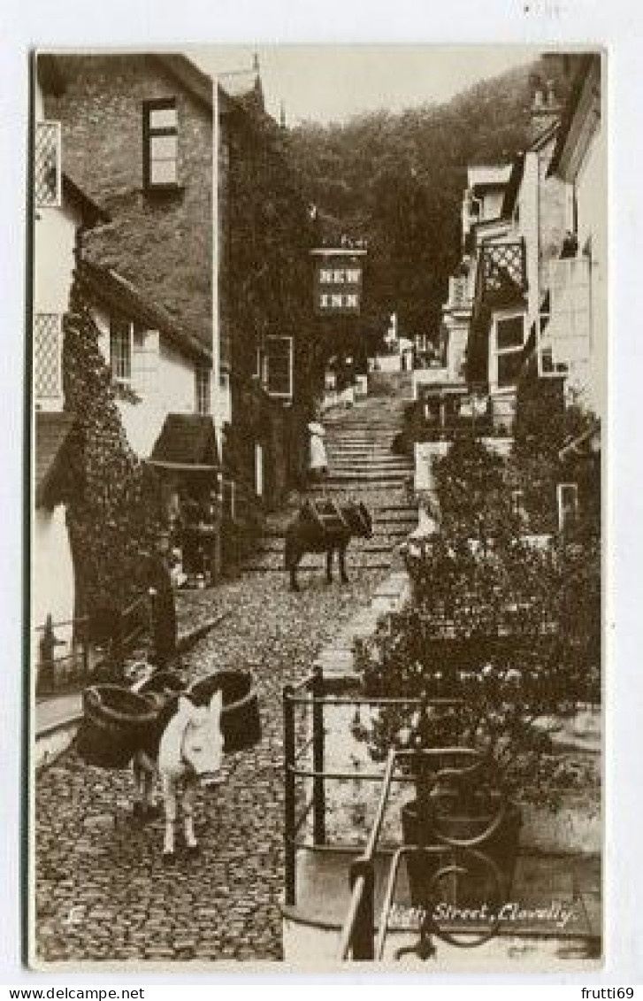 AK 187591 ENGLAND - Clovelly - High Street - Clovelly