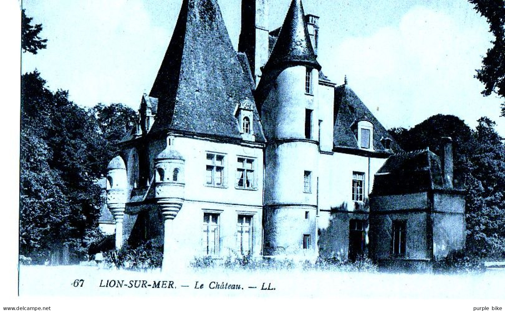 Châteaux de France LOT 100 CPA en TBE