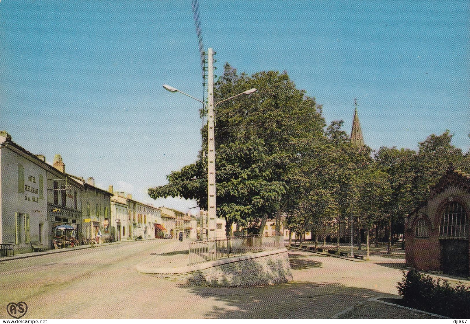 81 Saint Paul Cap De Joux Grande Rue Et Place De L'Eglise - Saint Paul Cap De Joux