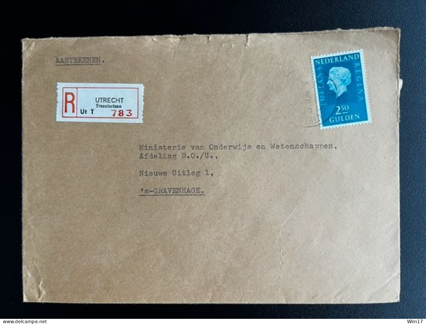 NETHERLANDS 1974 REGISTERED LETTER UTRECHT TROOSTERLAAN TO 'S GRAVENHAGE 27-02-1974 NEDERLAND AANGETEKEND - Covers & Documents