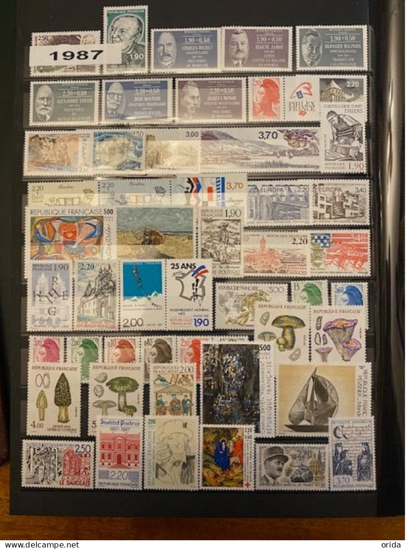 Année 1987 ** Luxe  Complete  48 Timbres 2452 à 2500 - 1980-1989