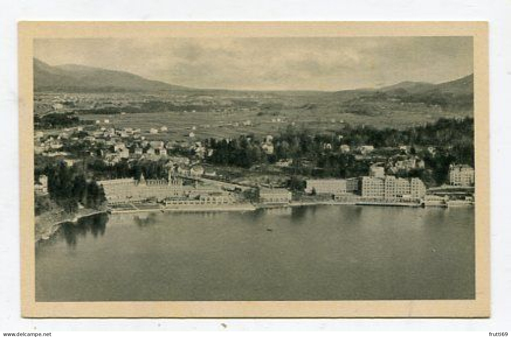 AK 187703 AUSTRIA - Velden - Ausblick Vom Schloßberg - Velden