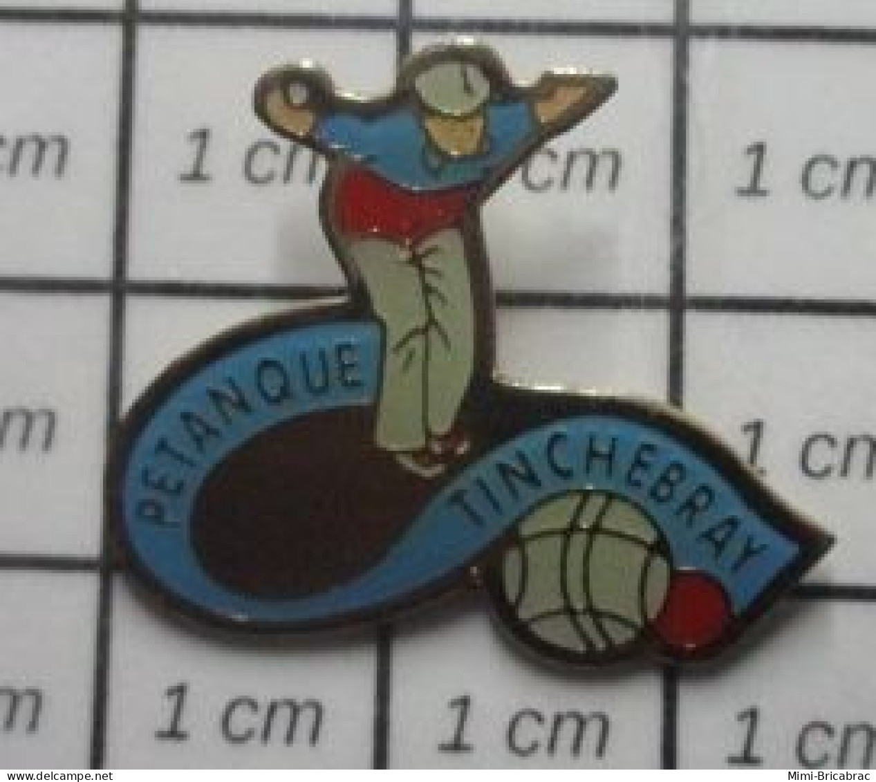 812C  Pin's Pins / Beau Et Rare / SPORTS / PETANQUE CLUB TINCHEBRAY ORNE - Pétanque