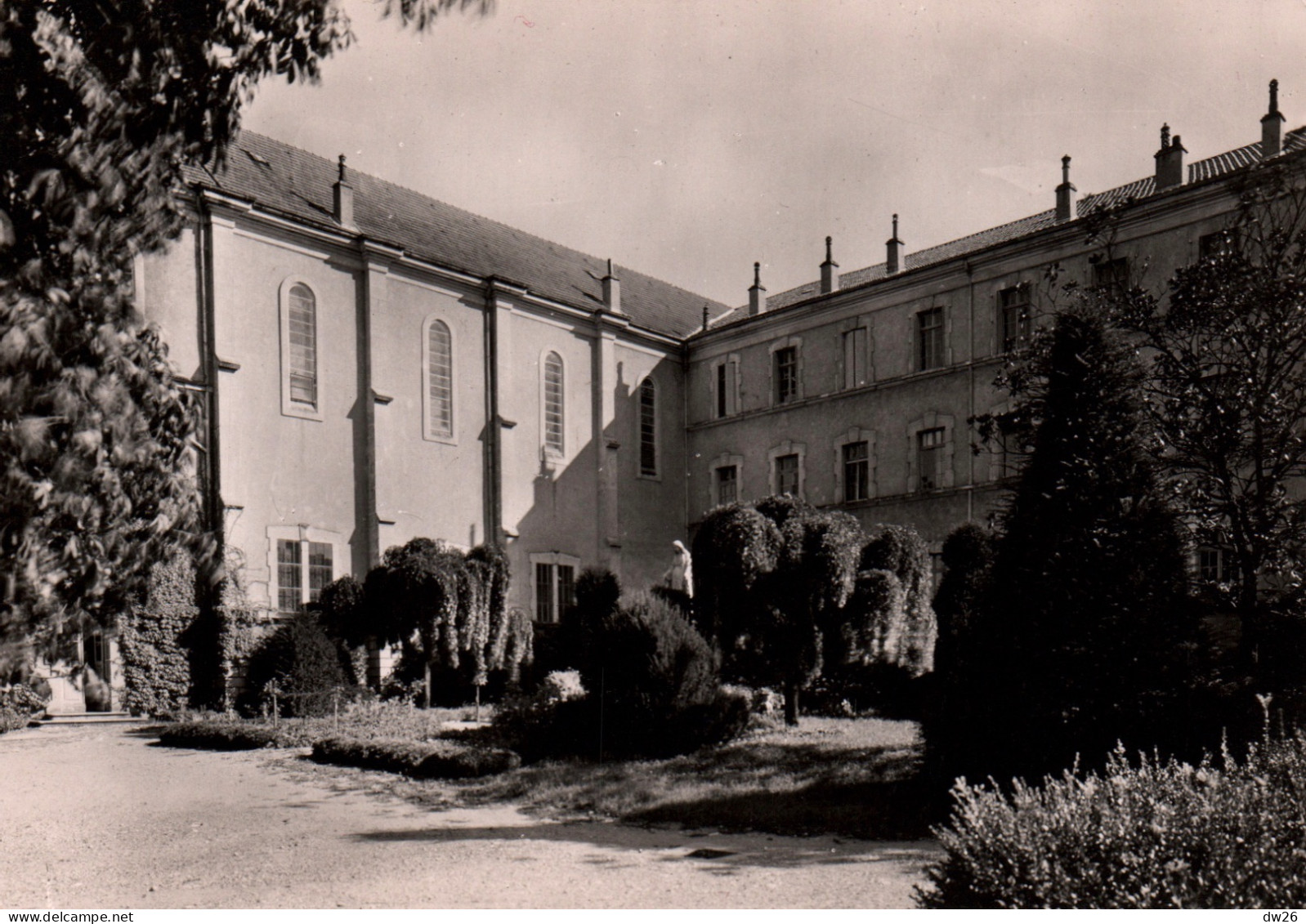 Bourg De Péage (Drôme) Collège Les Maristes, Cour Intérieure - Edition Les Tirages Modernes - Carte N° 21 Non Circulée - Bourg-de-Péage