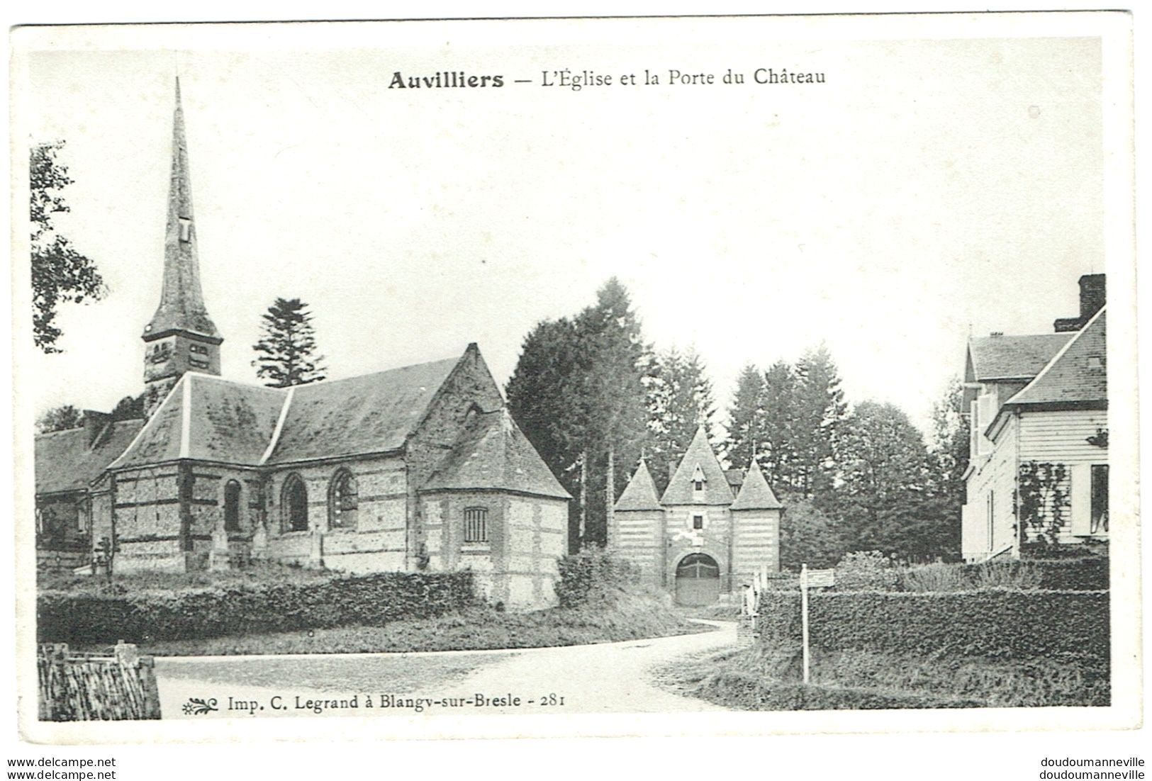 CPA - 76 - AUVILLIERS - Eglise - Porte Du Château - Architecture - Neufchâtel En Bray