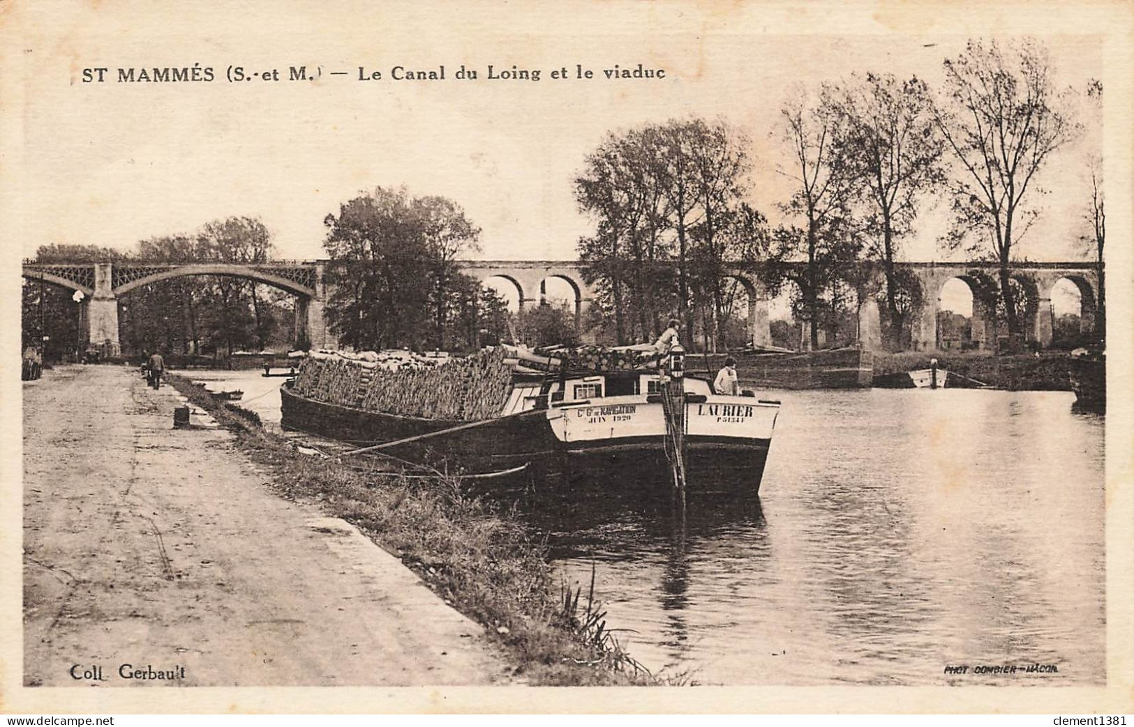Saint Mammes Le Canal Du Loing Et Le Viaduc Peniche Bateau - Saint Mammes