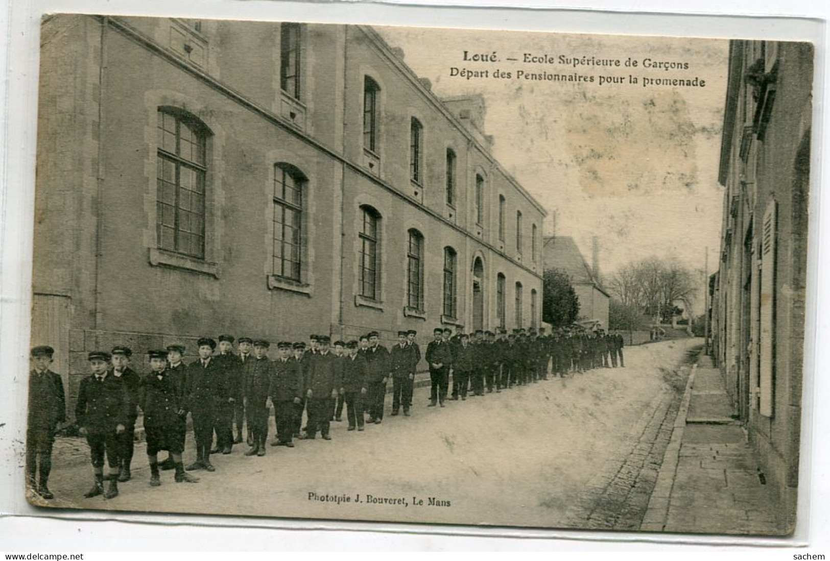 72 LOUE Ecole Supérieur De Garcons Départ Des Pensionnaires Pour La Promenade - 1917 écrite - - Bouverte D08 2021 - Loue