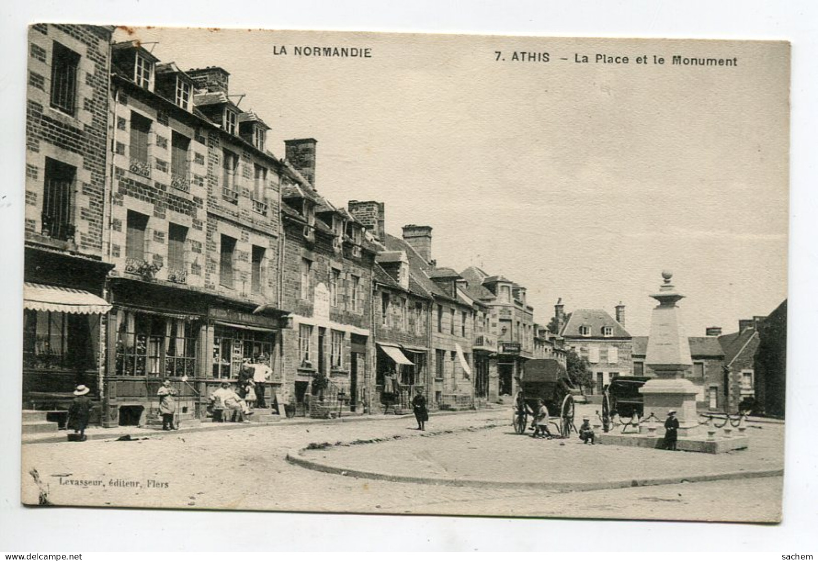 61 ATHIS De L'ORNE La Place Du Monument Commerces Anim 1910  D09 2021 - Athis De L'Orne