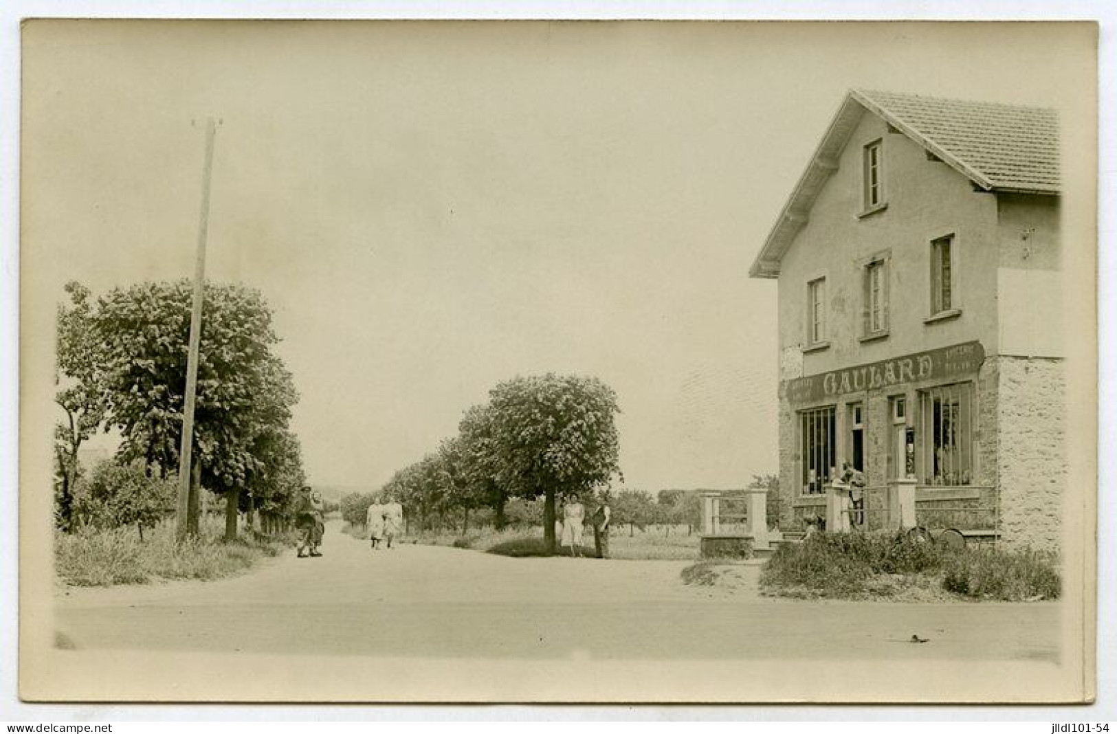 78 - Porcheville, Avenue Louis Tibaldi, épicerie Café Gaulard (lt6) - Porcheville