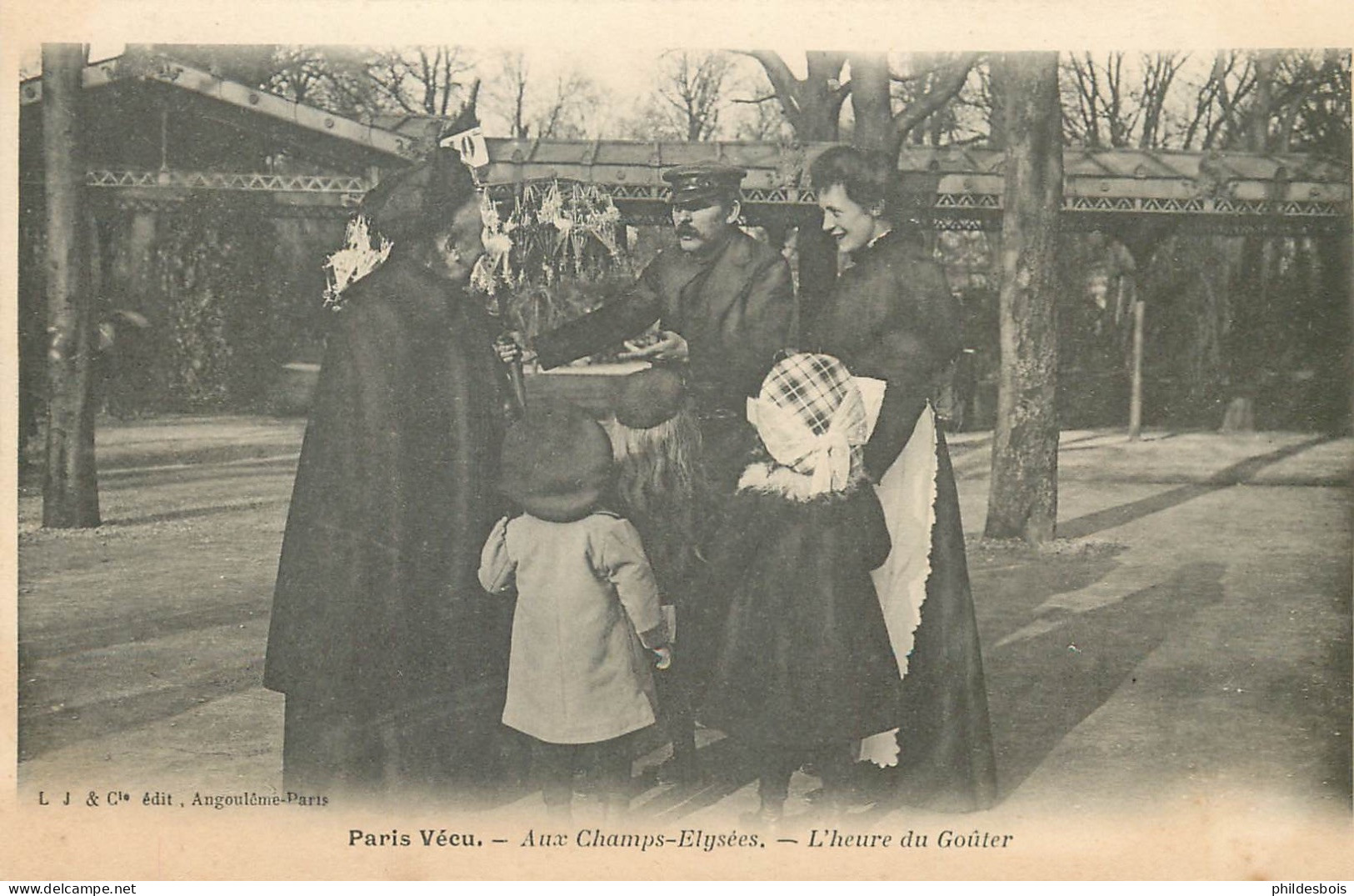 PARIS PARIS VECU  Aux Champs Elysées  " L'heure Du Gouter " - Lotes Y Colecciones