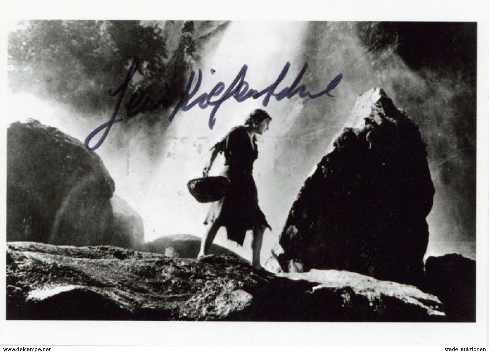 Autograph/Autogramme Bild Mit Original-Unterschrift Von Regisseurin Riefenstahl, Leni I- - Other & Unclassified