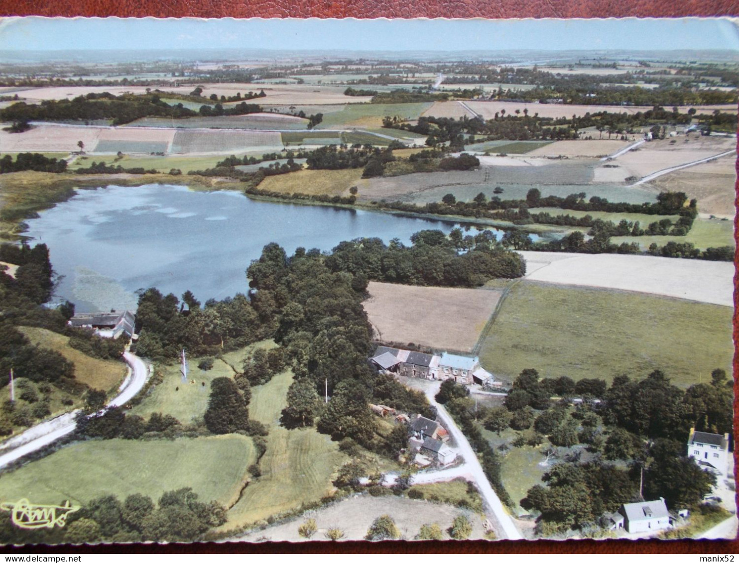 22 - SAINT-GILLES VIEUX MARCHÉ - L'Etang De Gourveaux - Vue Aérienne. (CPSM Rare) - Saint-Gilles-Vieux-Marché