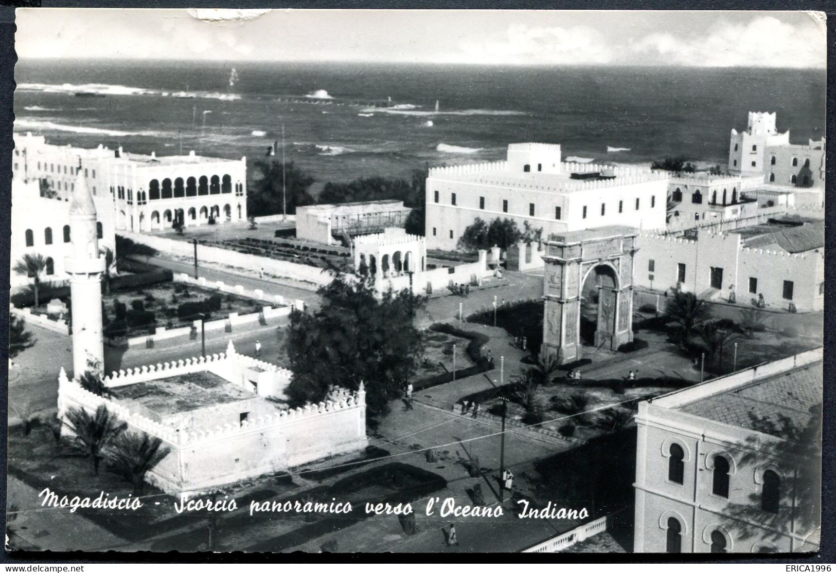 Z3631 SOMALIA AFIS 1957 Cartolina Illustrata Via Aerea (Mogadiscio, Panorama) Affrancata Con Posta Aerea 45 C. Animali ( - Somalia (AFIS)