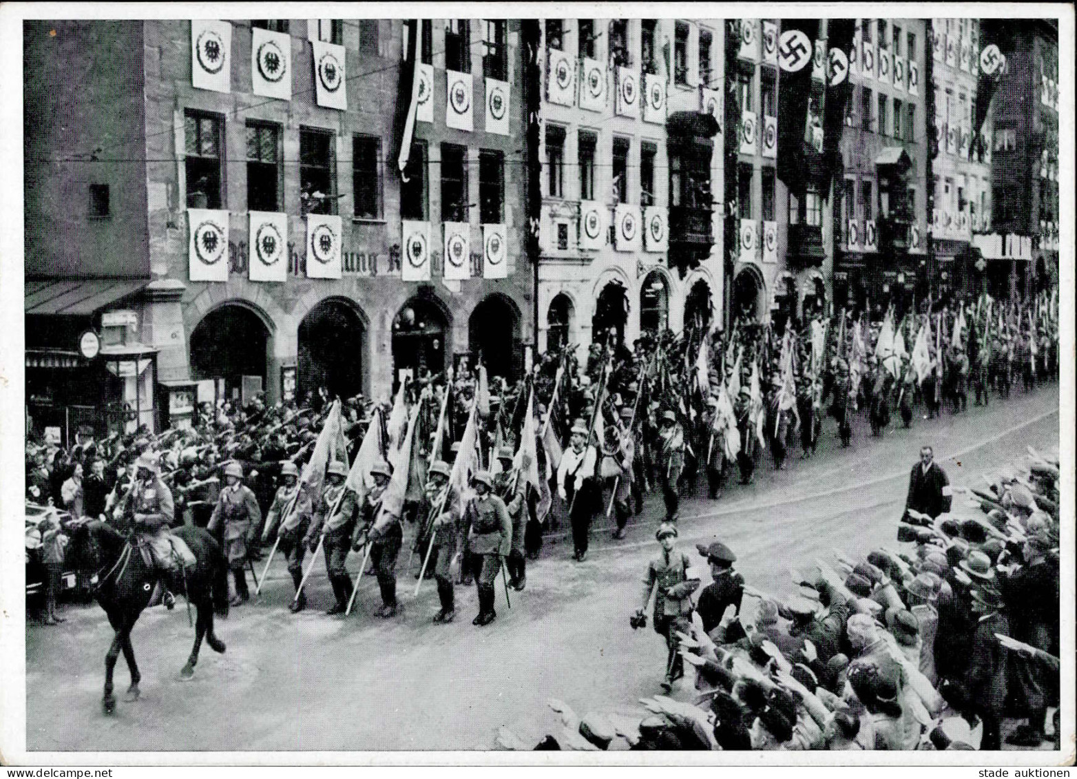 REICHSPARTEITAG NÜRNBERG 1935 WK II - Zerreiss Einholung Vpn 120 Fahnen Der Großen Ruhmreichen Armee Durch Die Reichsweh - War 1939-45