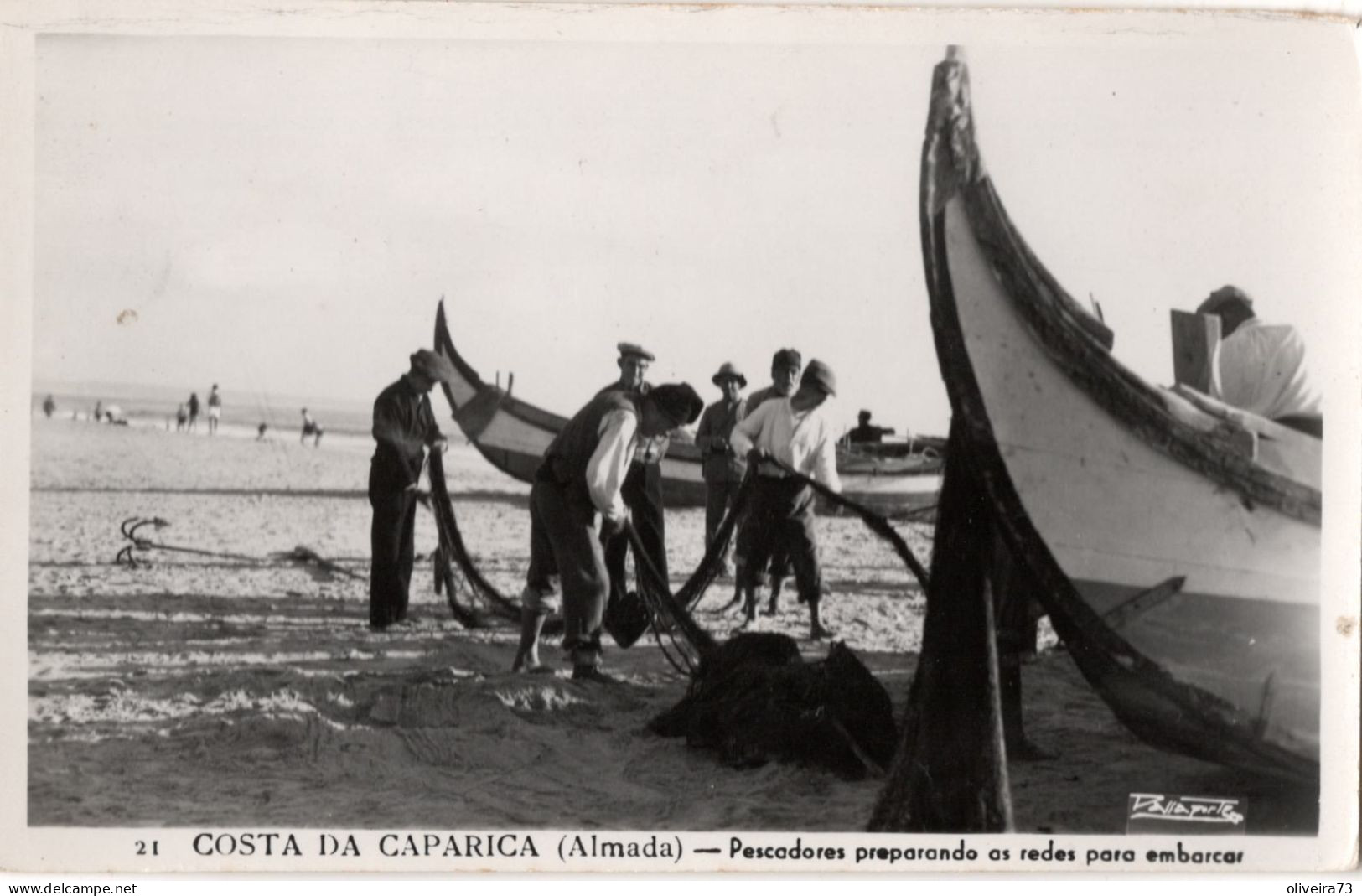 COSTA DA CAPARICA - Pescadores Preparando As Redes Para Embarcar - PORTUGAL - Setúbal