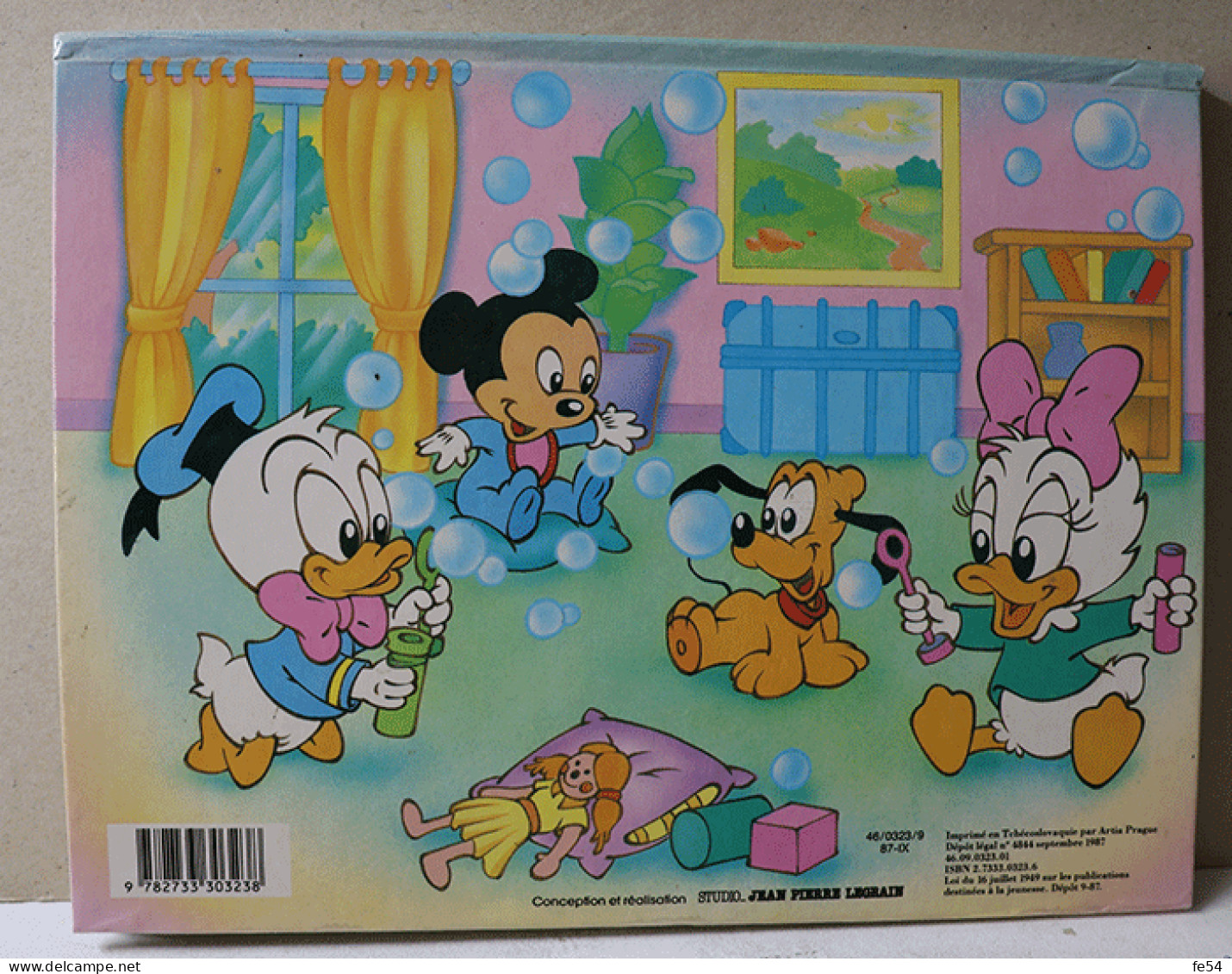 ° Livre à système, livre animé, pop-up, pop-hop ° VIVE LES BEBES - Walt Disney ° Hachette 1987 °