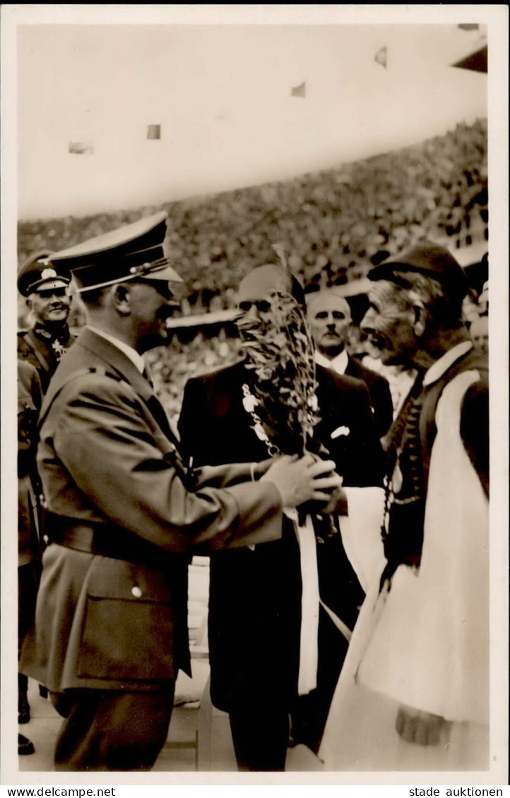 BERLIN OLYMPIA 1936 WK II - PH O 15 Hitler Olympia 1936 Marathonsieger V. Athen 1896 überreicht Den Ölzweig Aus Olympia  - Olympische Spiele