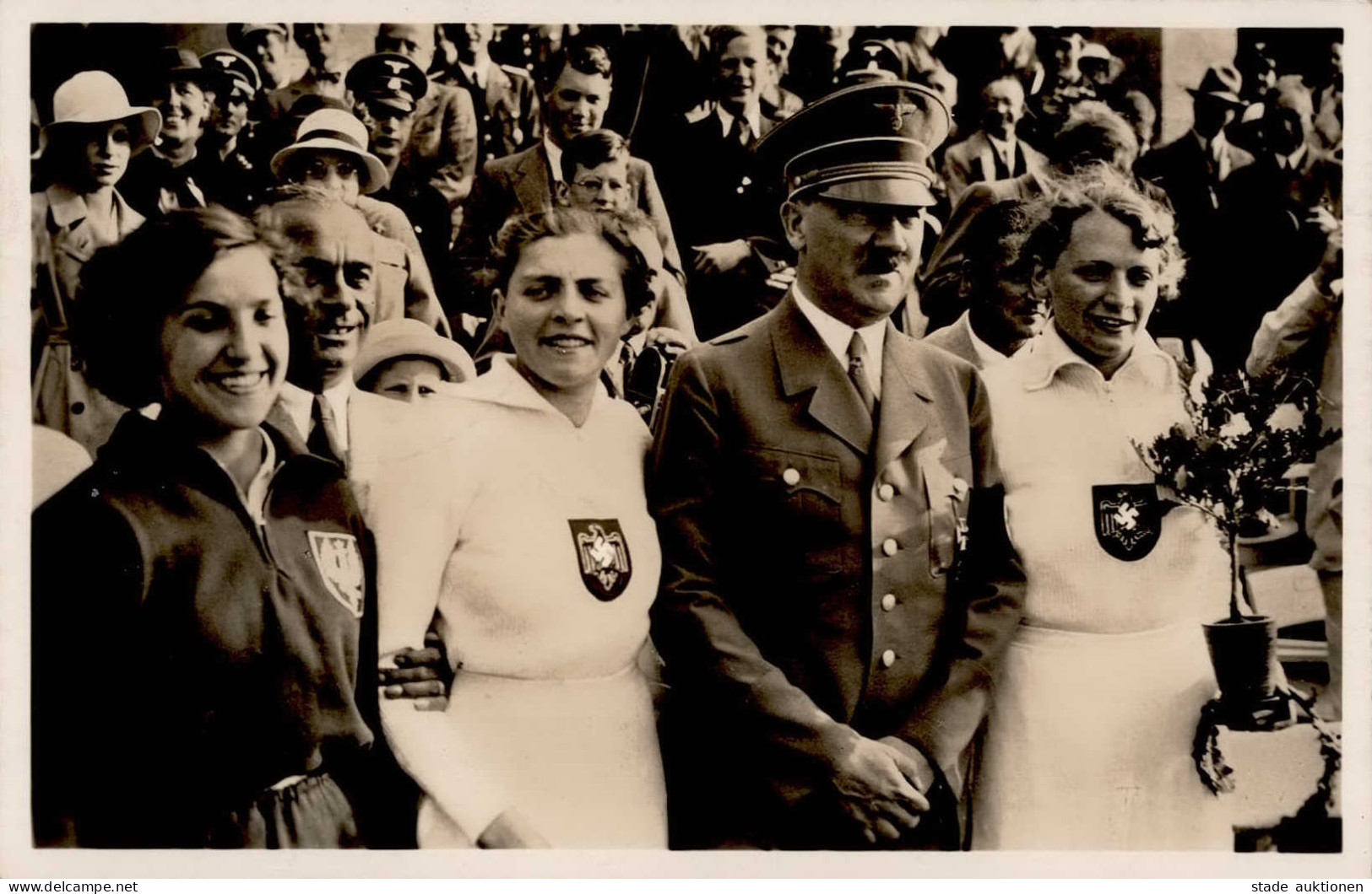 BERLIN OLYMPIA 1936 WK II - PH O 18 Hitler Olympia 1936 Führer Mit Den 3 Siegerinnen Im Speerwurf S-o I-II - Jeux Olympiques