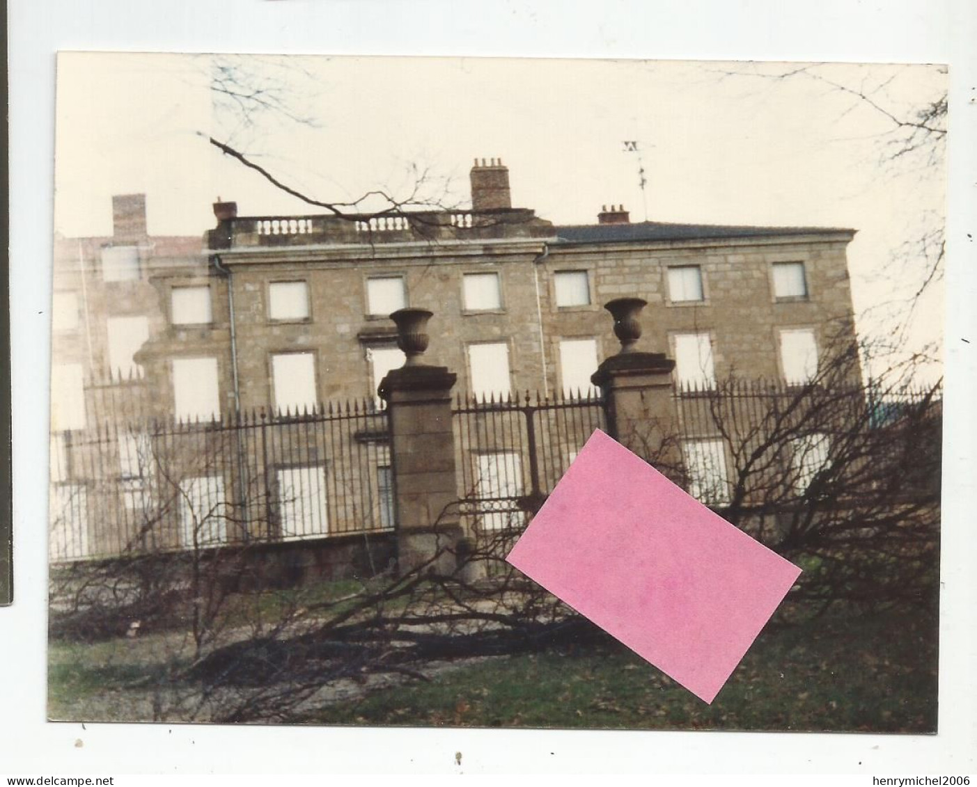 Photographie Firminy 42 Loire Façade Chateau En 1982 Photo 13,5x10,2 Cm Env - Lieux