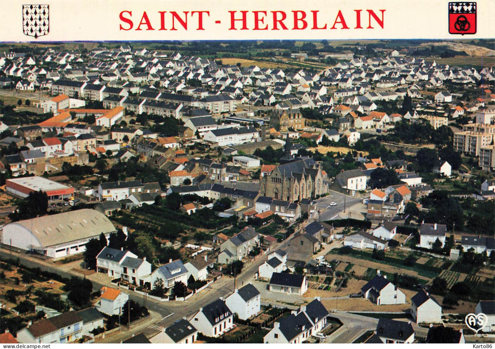 St Herblain * Vue Aérienne Du Bour , L'église , La Mairie Et La Z.A.C. De Preux - Saint Herblain