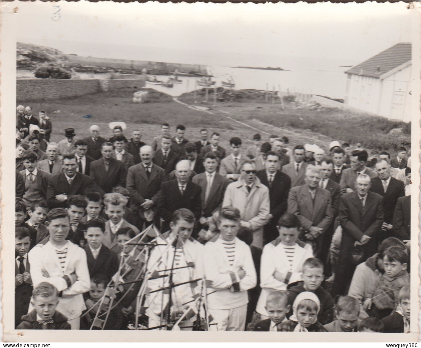 56 KERROCH  PLOEMEUR.  Procession Fête De La Mer  PHOTO 1963. Messe Et Vue Sur Le Port  TB PLAN    RARE Voir Description - Plömeur