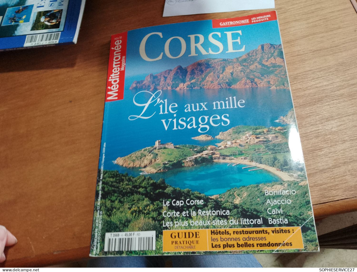 146 //  MEDITERRANEE MAGAZINE / CORSE / 1998 - Tourisme & Régions