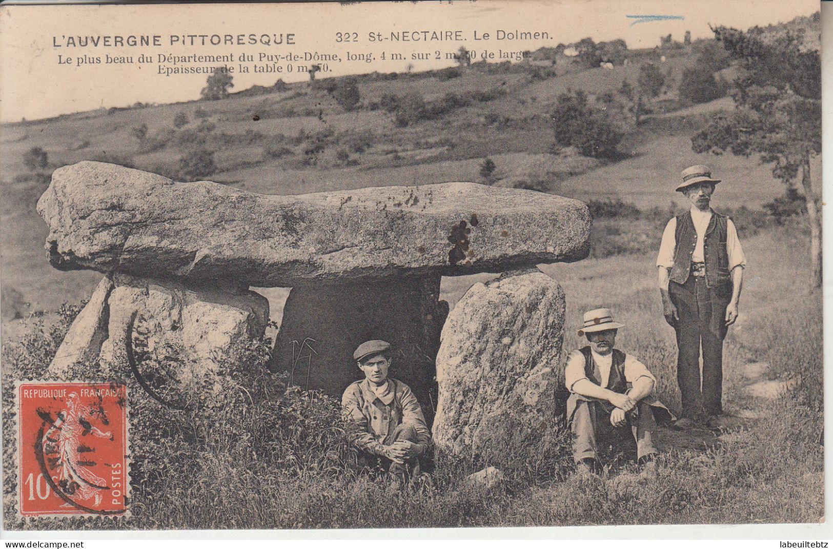 Auvergne Pittoresque - SAINT NECTAIRE - Le Dolmen  PRIX FIXE - Dolmen & Menhirs