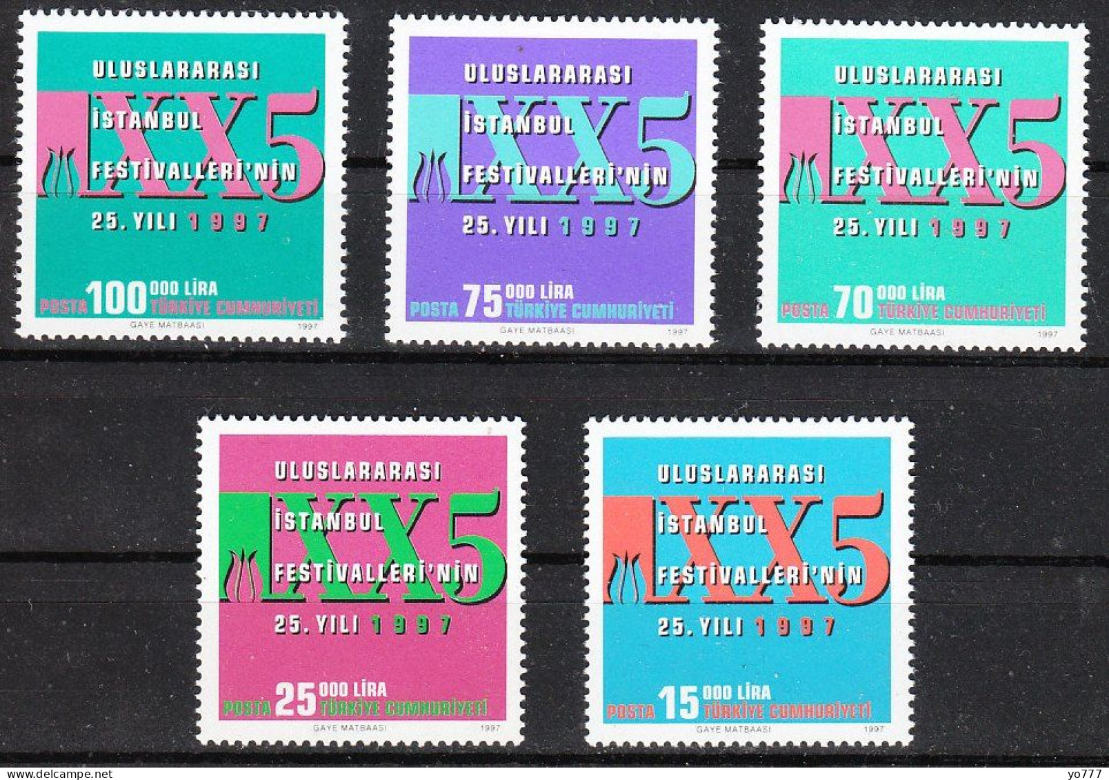 (3115-19) TURKEY 25th ANNIVERSARY OF THE INTERNATIONAL ISTANBUL FESTIVAL MNH** - Neufs