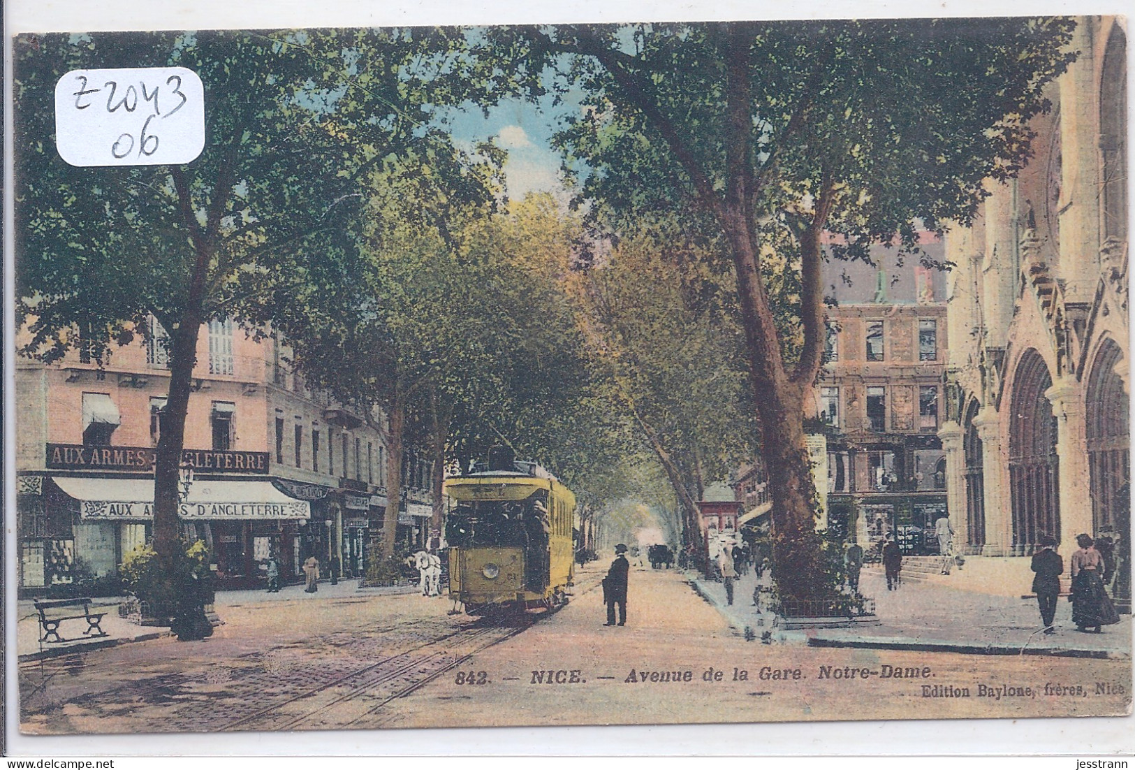 NICE- LE BEAU TRAMWAY DE L AVENUE DE LA GARE- NOTRE-DAME- MAGASIN AUX ARMES D ANGLETERRE- COLORISEE - Transport Ferroviaire - Gare