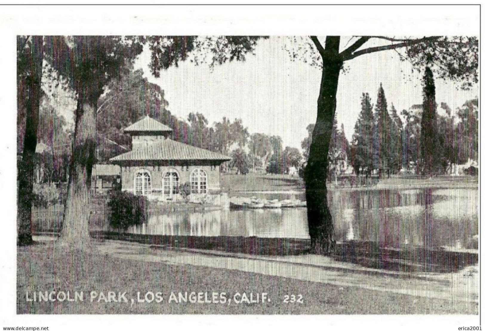 Los Angeles. Lake And Boathouse In Lincoln Park. - Los Angeles