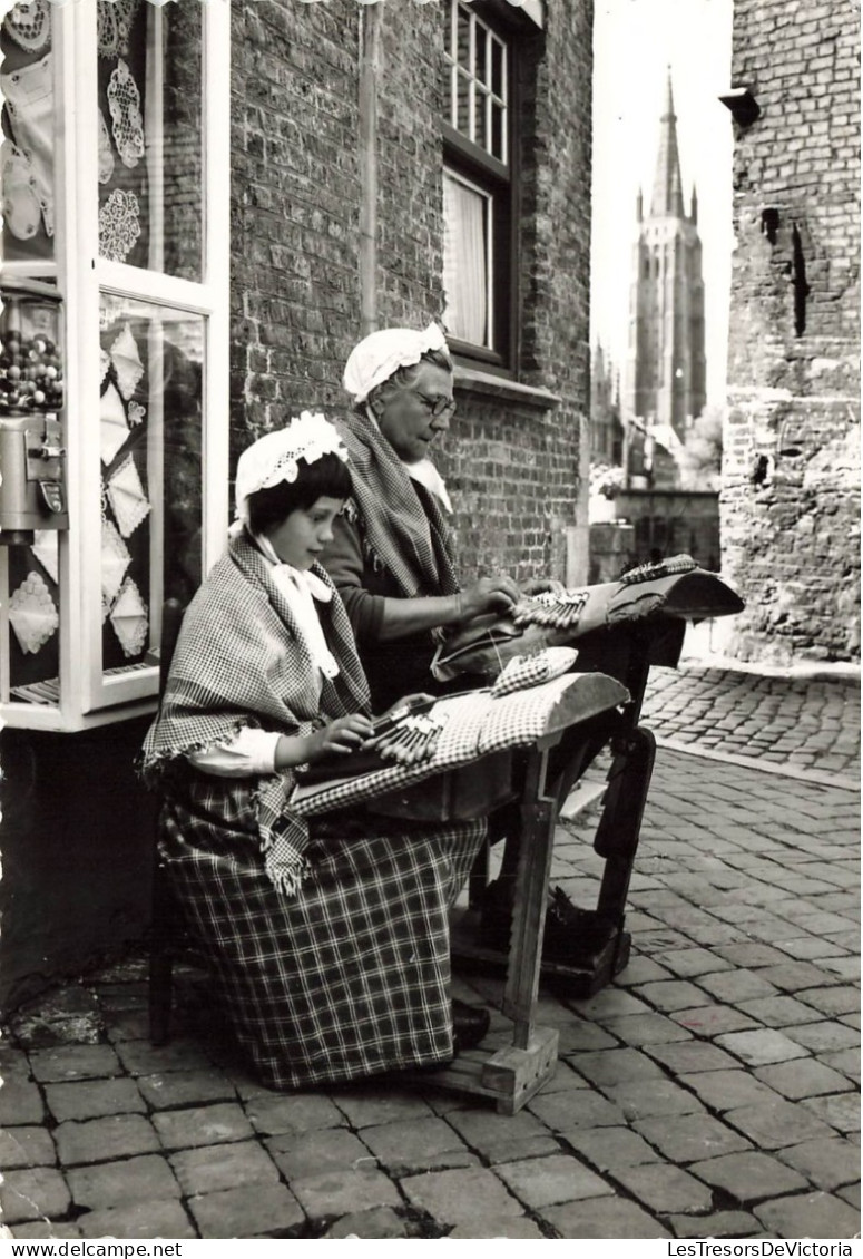 BELGIQUE - Bruges - Les Dentellières - Carte Postale Ancienne - Brugge