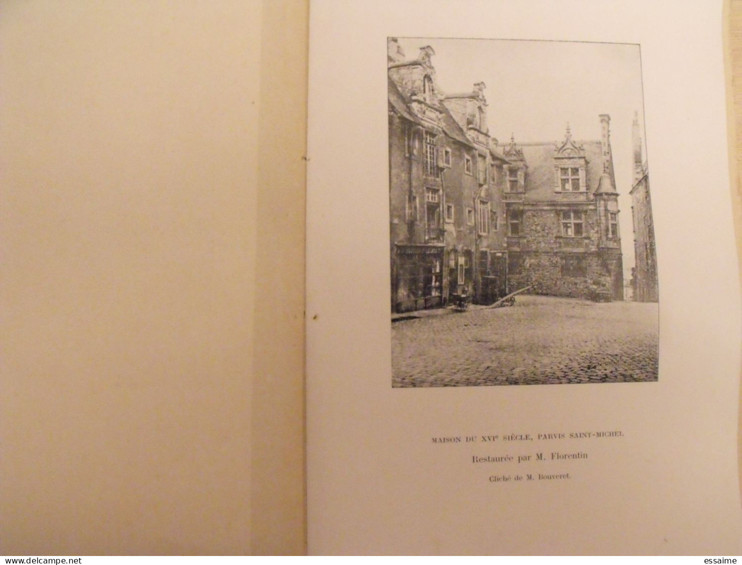 revue historique et archéologique du Maine. année 1903, 2ème semestre (3 livraisons). tome LIV. Mamers, Le Mans