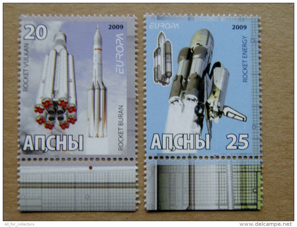 SALE!!! WITH GLUE (!) Europa Cept Stamp 2009 2x Space Cosmos Rocket Vulcan Energy - 2009