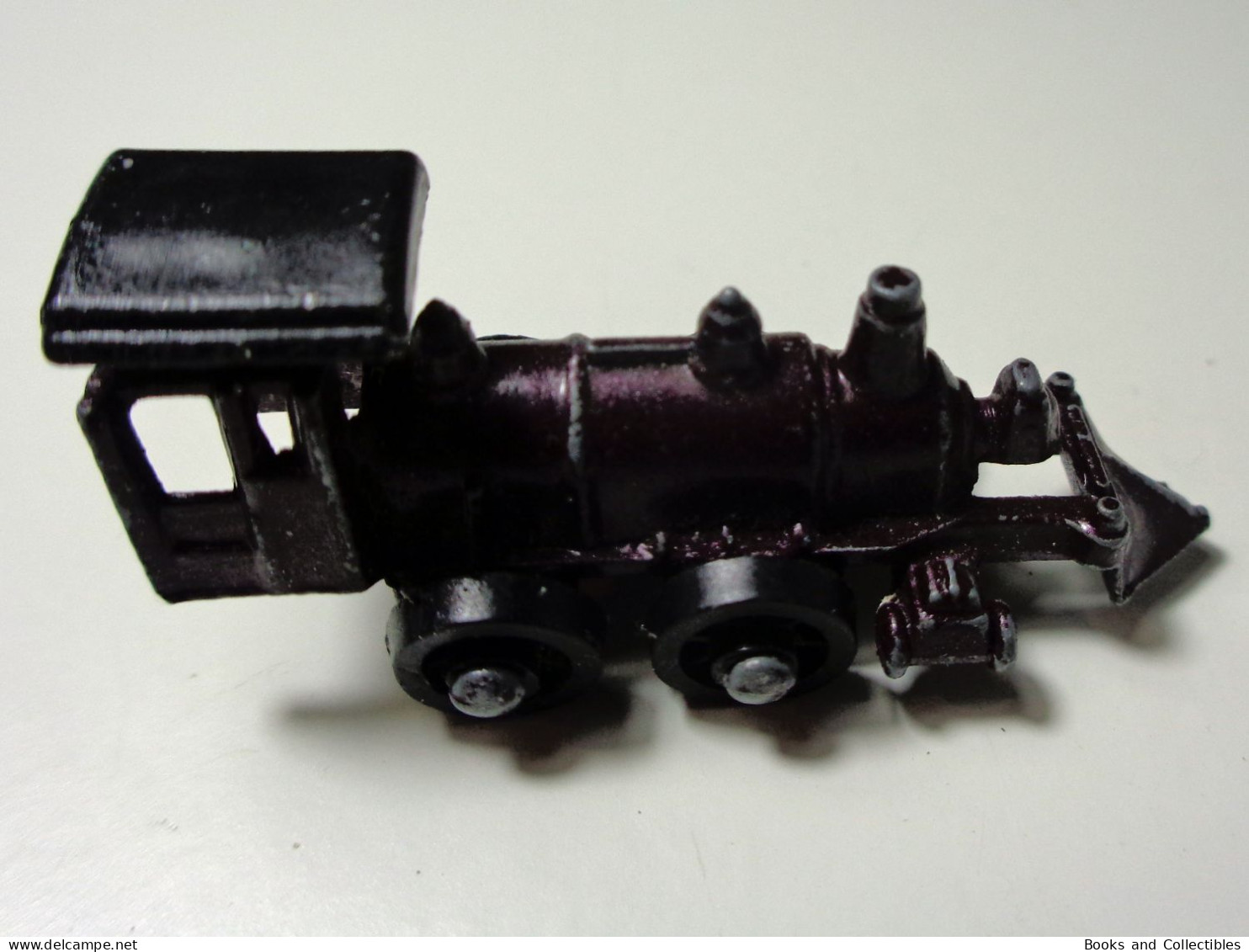 [KNR_0121] KINDER SORPRESE, Figure In Metallo Prima Del 1991 - Locomotiva - Metalen Beeldjes