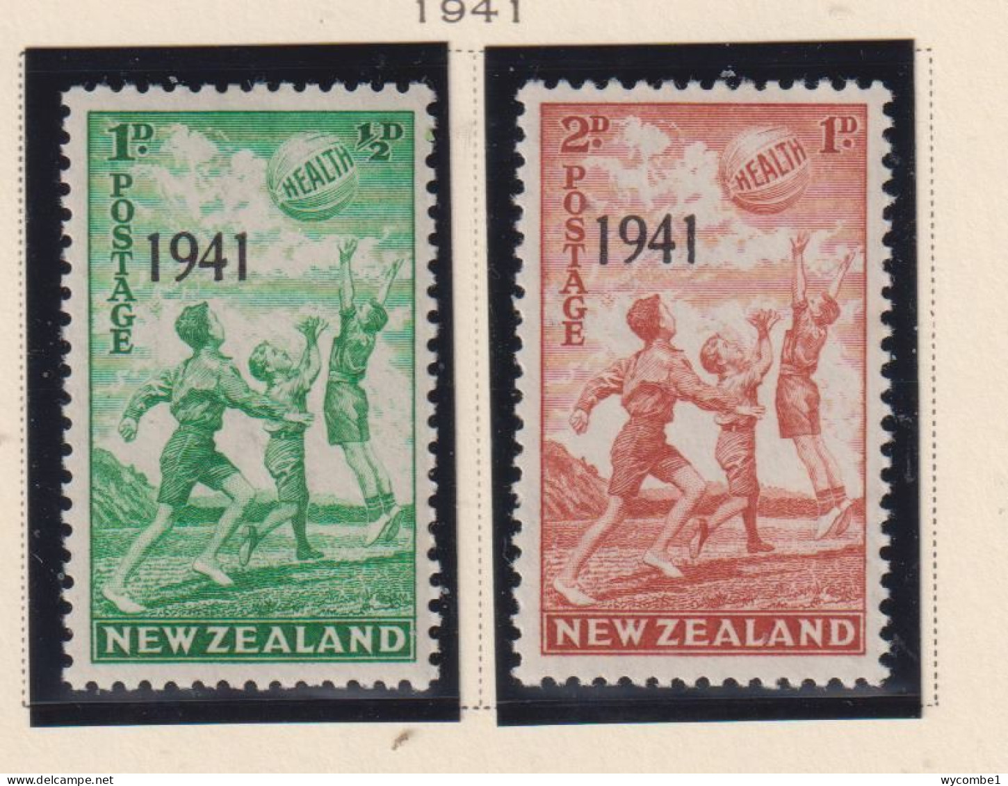 NEW ZEALAND  - 1941 Health Set Hinged Mint - Neufs