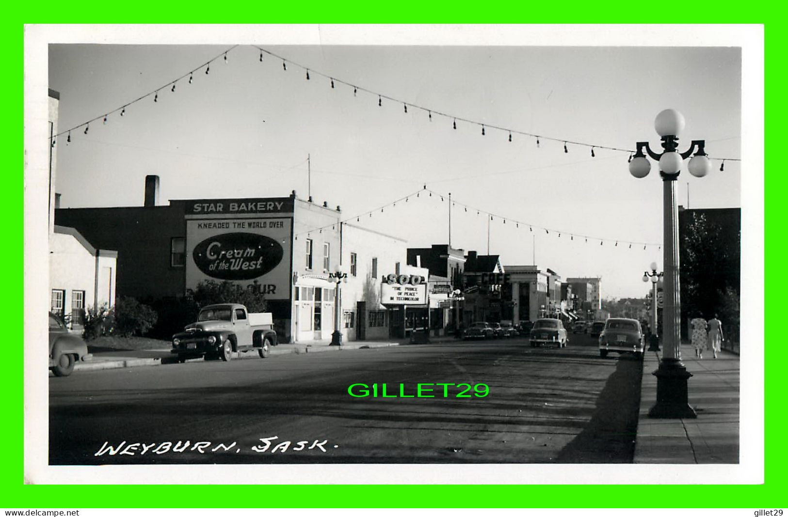 WEYBURN, SASKATCHEWAN - ANIMATE OLD CARS - STAR BAKERY - TRAVEL IN 1952 - REAL PHOTOGRAPH - - Sonstige & Ohne Zuordnung