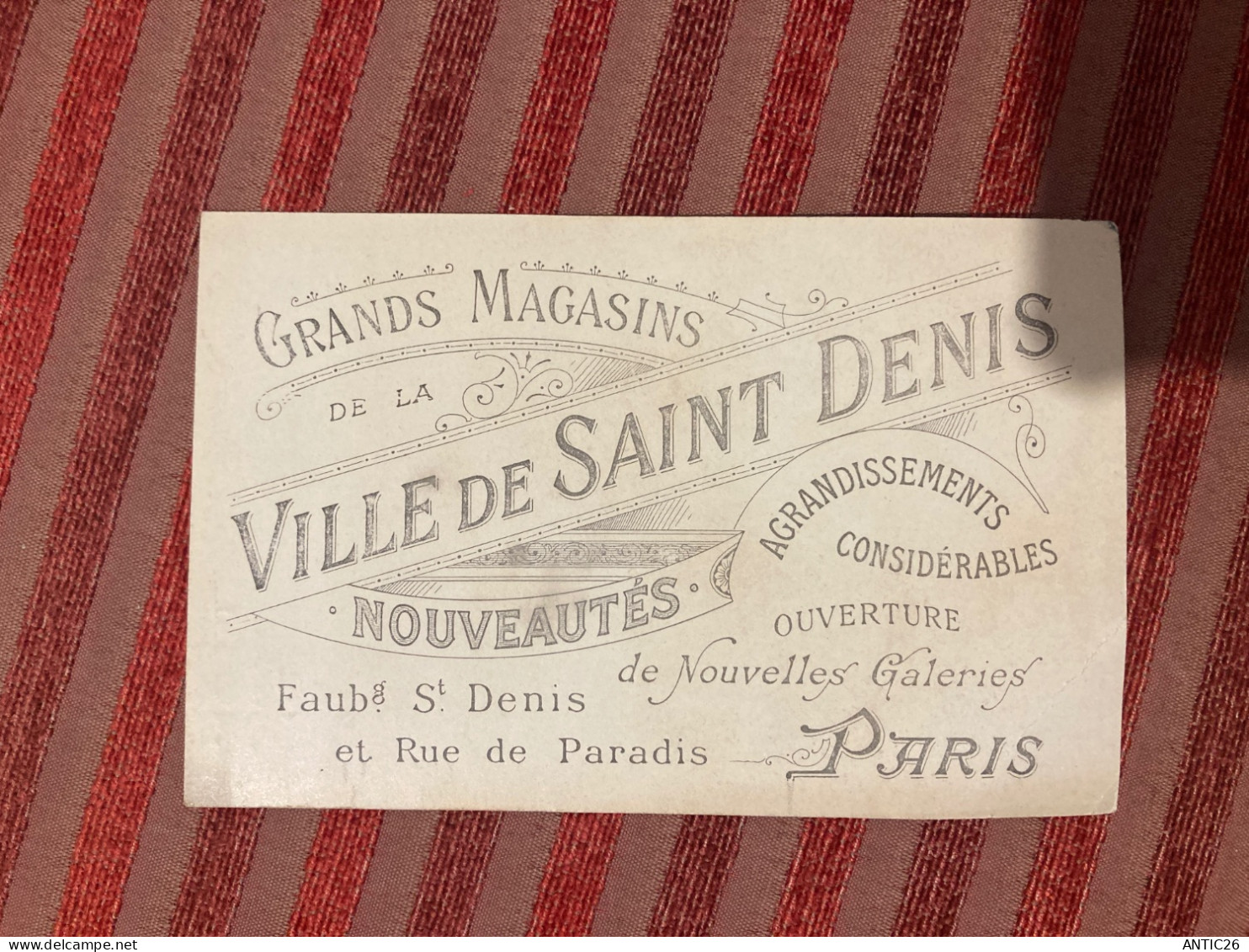 CPA PARIS.EXPOSITION UNIVERSELLE DE 1900.LE VIEUX PARIS.ILLUSTRATEUR ROBIDA GRANDS MAGASINS ARTICLES DE MODE - Robida