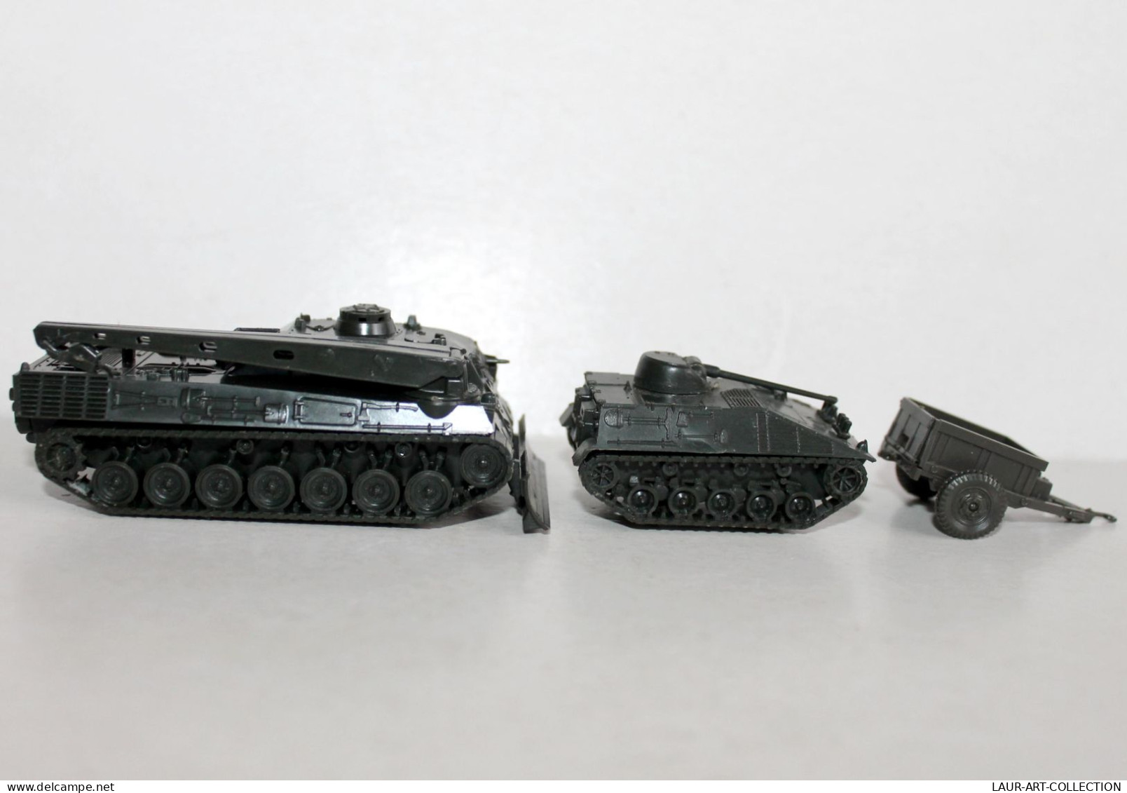 ROCO MINITANK HO 257 BERGEPANZER 2 + 214 SPZ KURZ + Z-287 REMORQUE MUNITION CHAR TANK MODELE REDUIT (1712.45) - Tanks