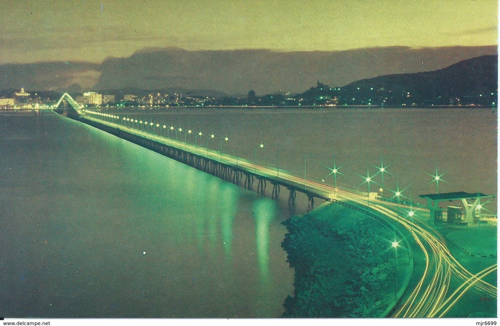 MACAU THE GOVERNOR'S BRIDGE IN THE YEARS OF THE 80'S AT NIGHT TIME RARE POSTCARD - Macao