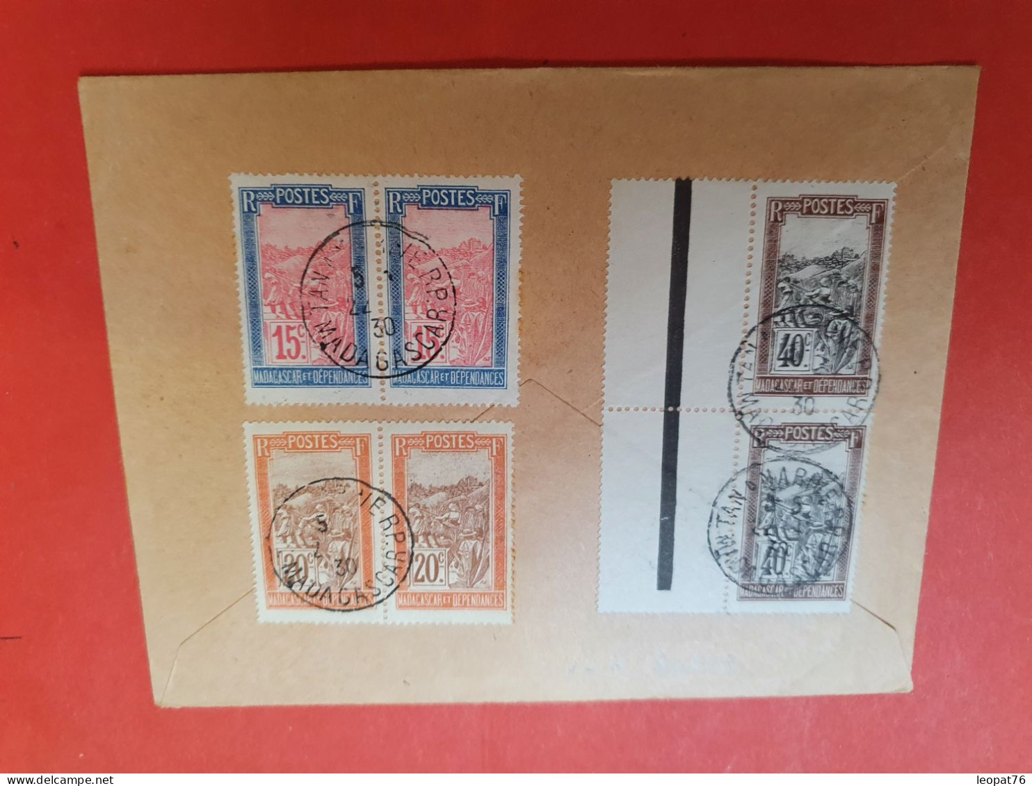 Madagascar - Enveloppe De Tananarive Pour La Suisse En 1930, Affranchissement Au Verso - D 226 - Storia Postale