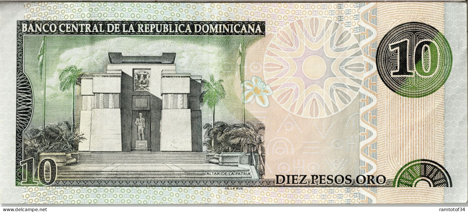 REPUBLIQUE DOMINICAINE - 10 Pesos Oro 2003 - Dominicaine