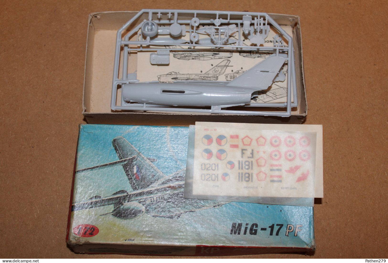 Maquette Avion De Mikoyan-Gurevich MiG-17 PF Au 1/72 - Fabricant KP Tchécoslovaquie - Complet - Vliegtuigen