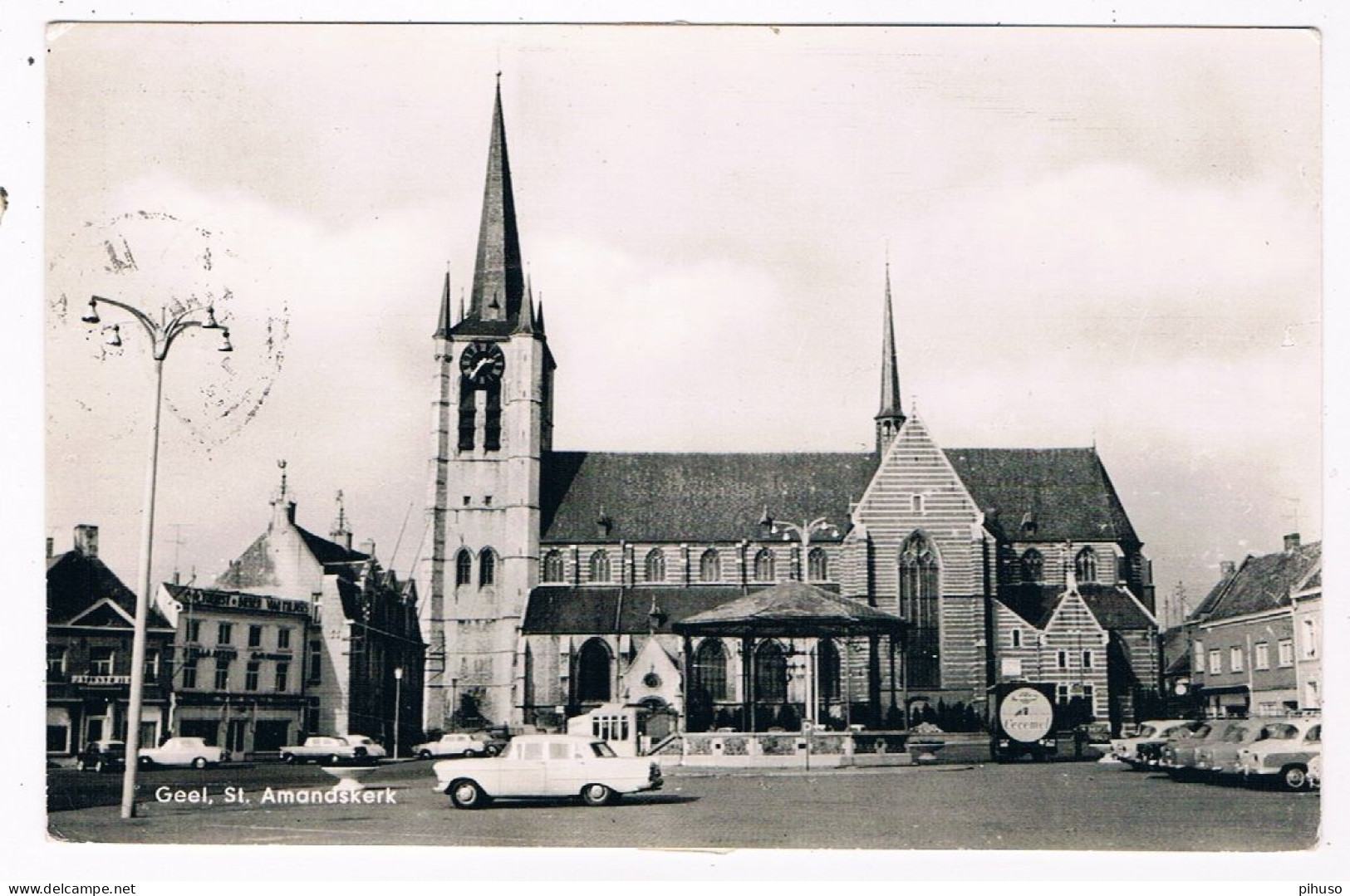 B-9739   GEEL : St. Amandskerk - Geel