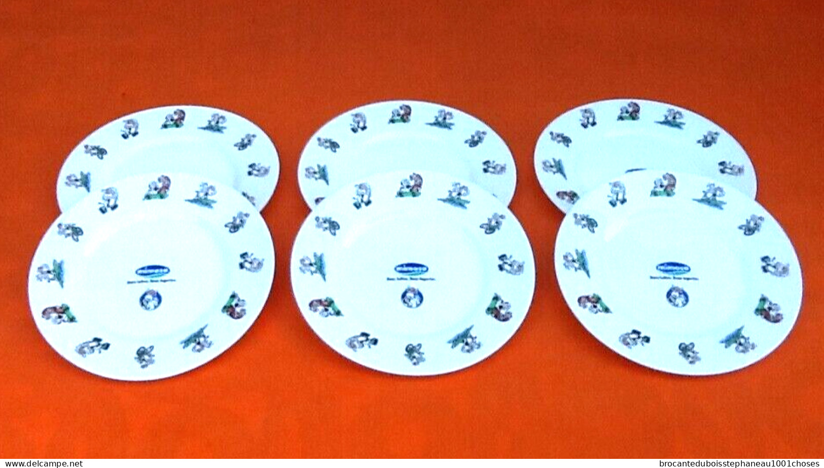 Arcopal France  6 Assiettes Dessert / Fromage   Lait Mimosa (Portugal) - Plates