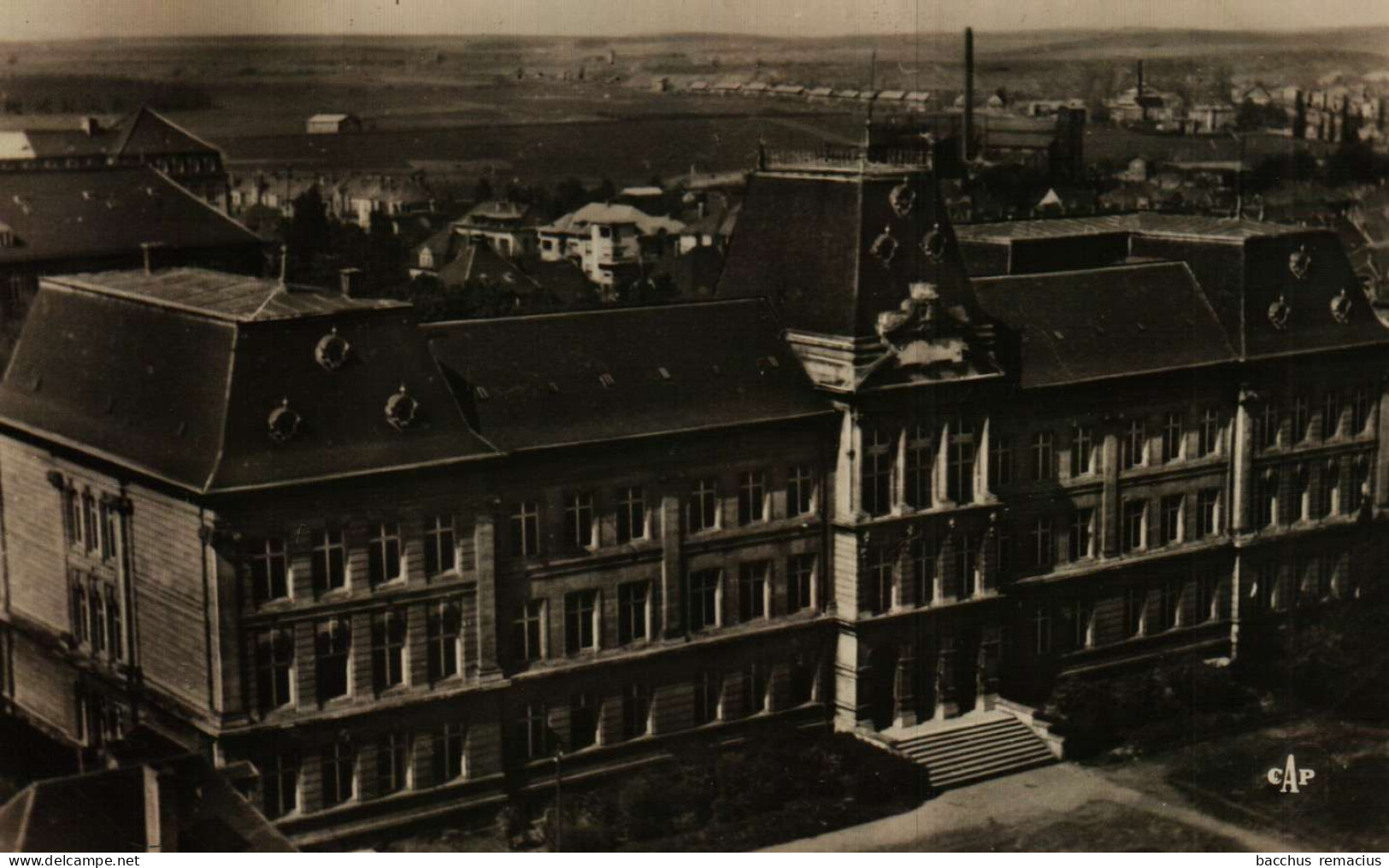 ESCH-SUR-ALZETTE   - Lycée De Garcons - Esch-sur-Alzette