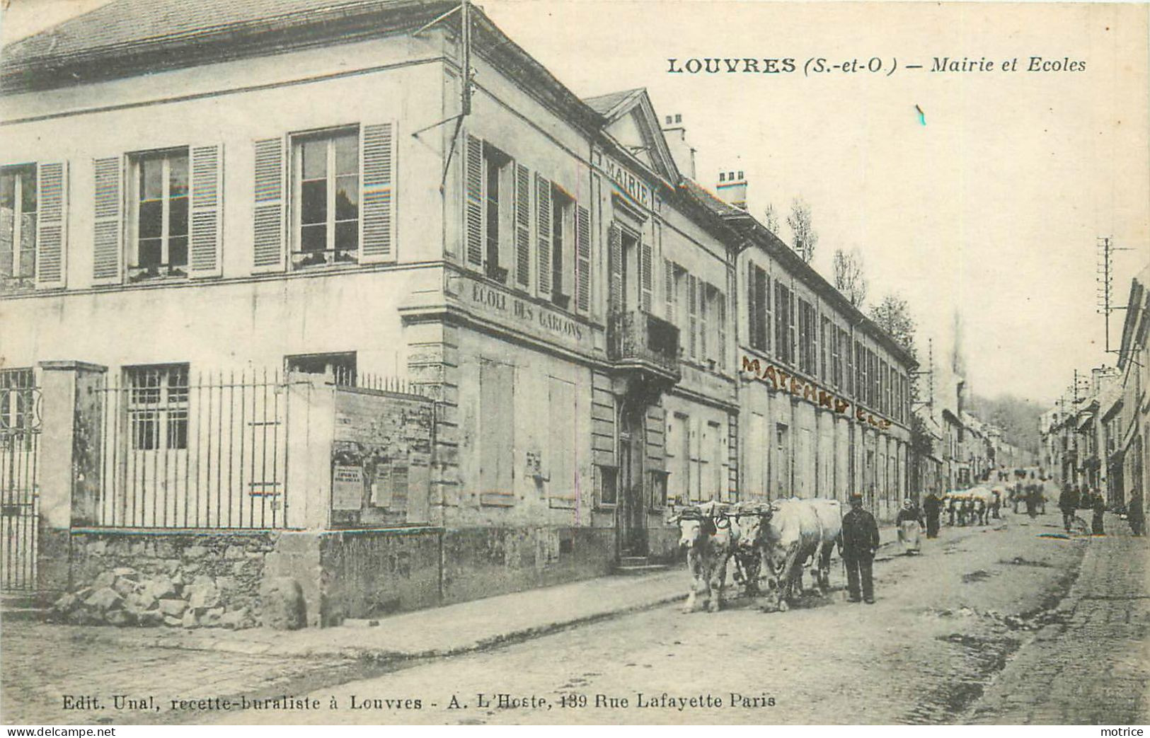 LOUVRES - Mairie Et écoles. - Louvres