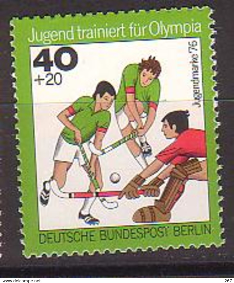 ALLEMAGNE  BERLIN  N° 482  * *   Jo 1976   Hockey Sur Gazon  Aviron - Hockey (Field)