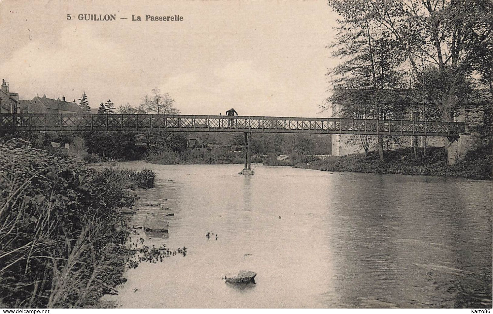 Guillon * Vue Sur La Passerelle * Pont - Guillon