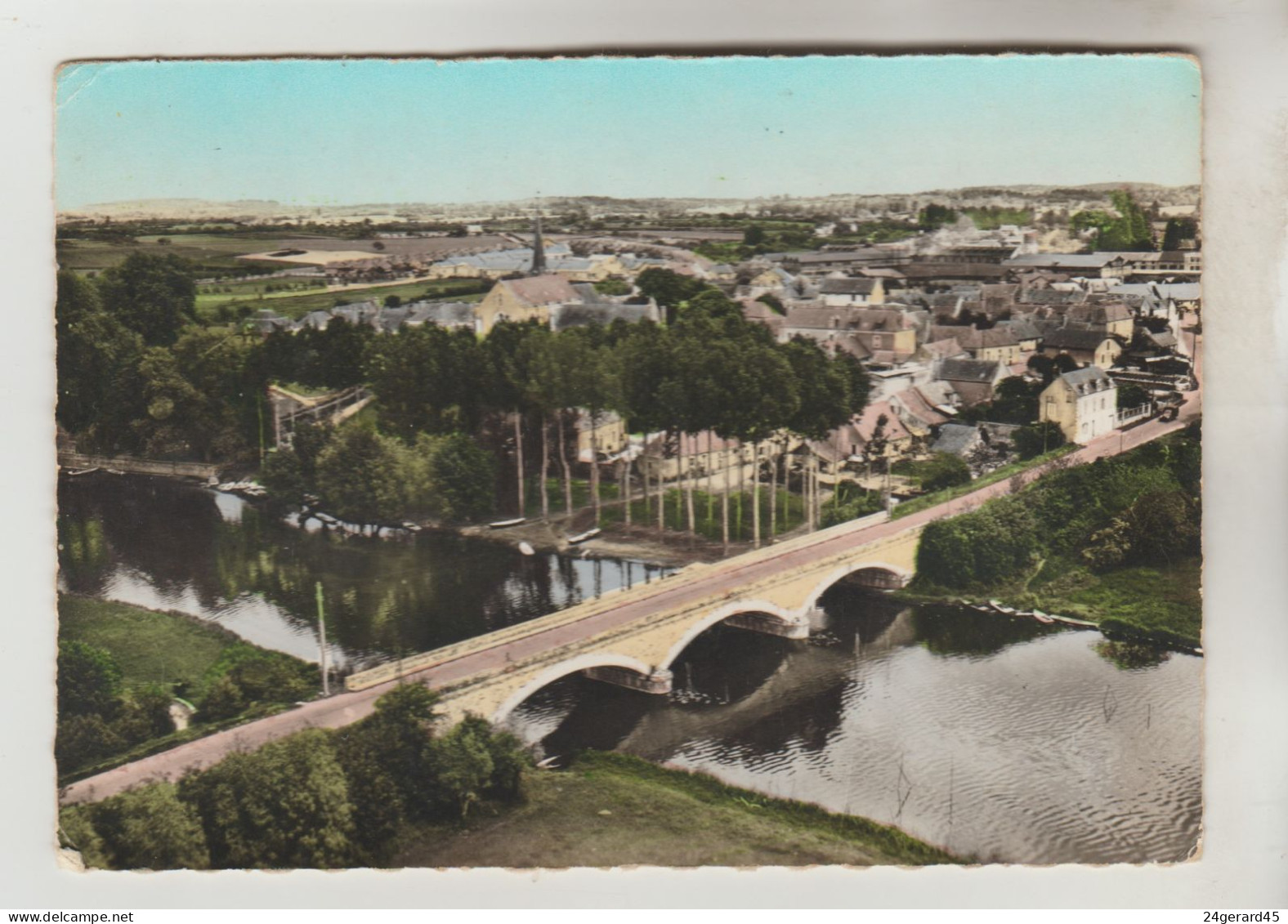 CPSM SEICHES SUR LE LOIR (Maine Et Loire) - En Avion Au-dessus De ......Vue Sur Le Loir Et Le Pont - Seiches Sur Le Loir