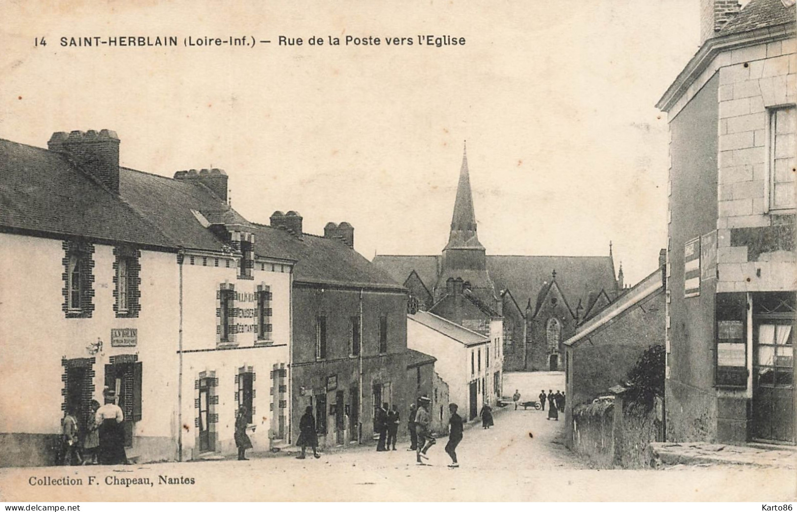 St Herblain * Rue De La Poste Vers L'église * Commerce Magasin A. VIOLIN * Villageois - Saint Herblain